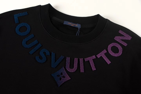 ブランドパーカー側面デザイン